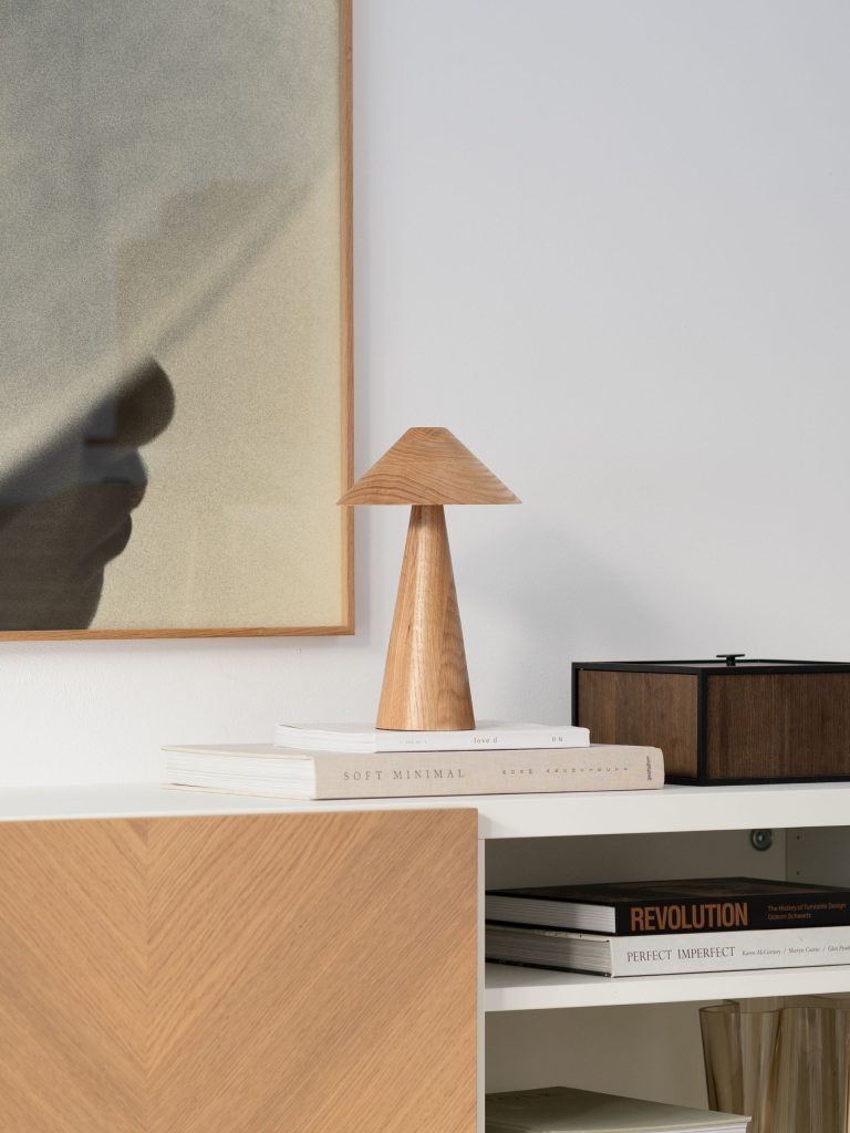 Trådløs Lampe - Eg - LUCAS - Applicata