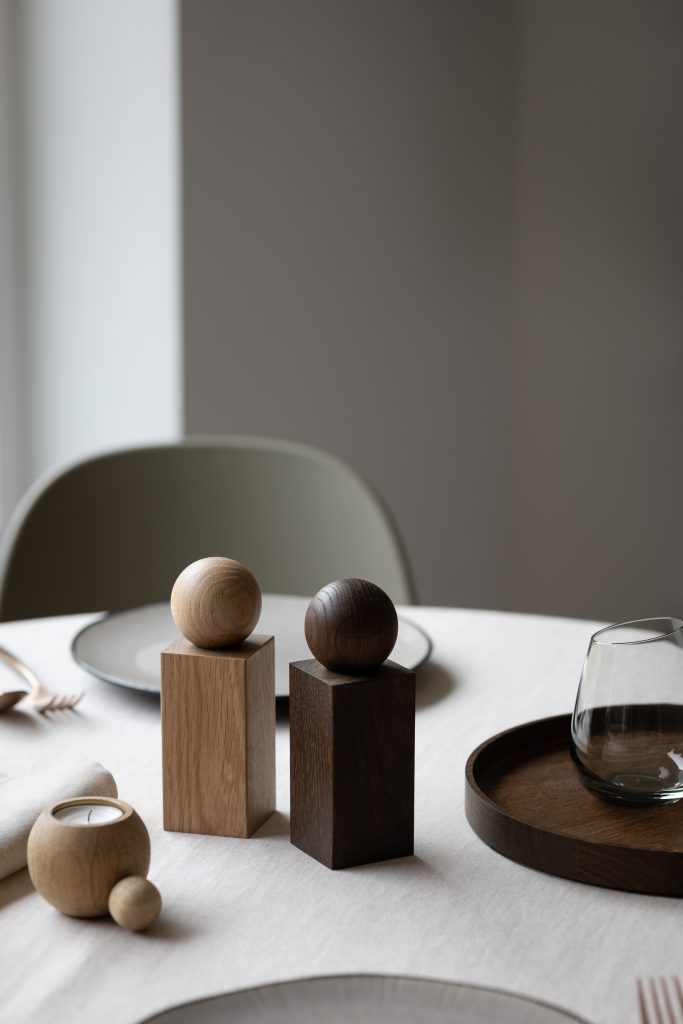 Peberkværn - Røget Eg - H16 cm - TWIST - Applicata